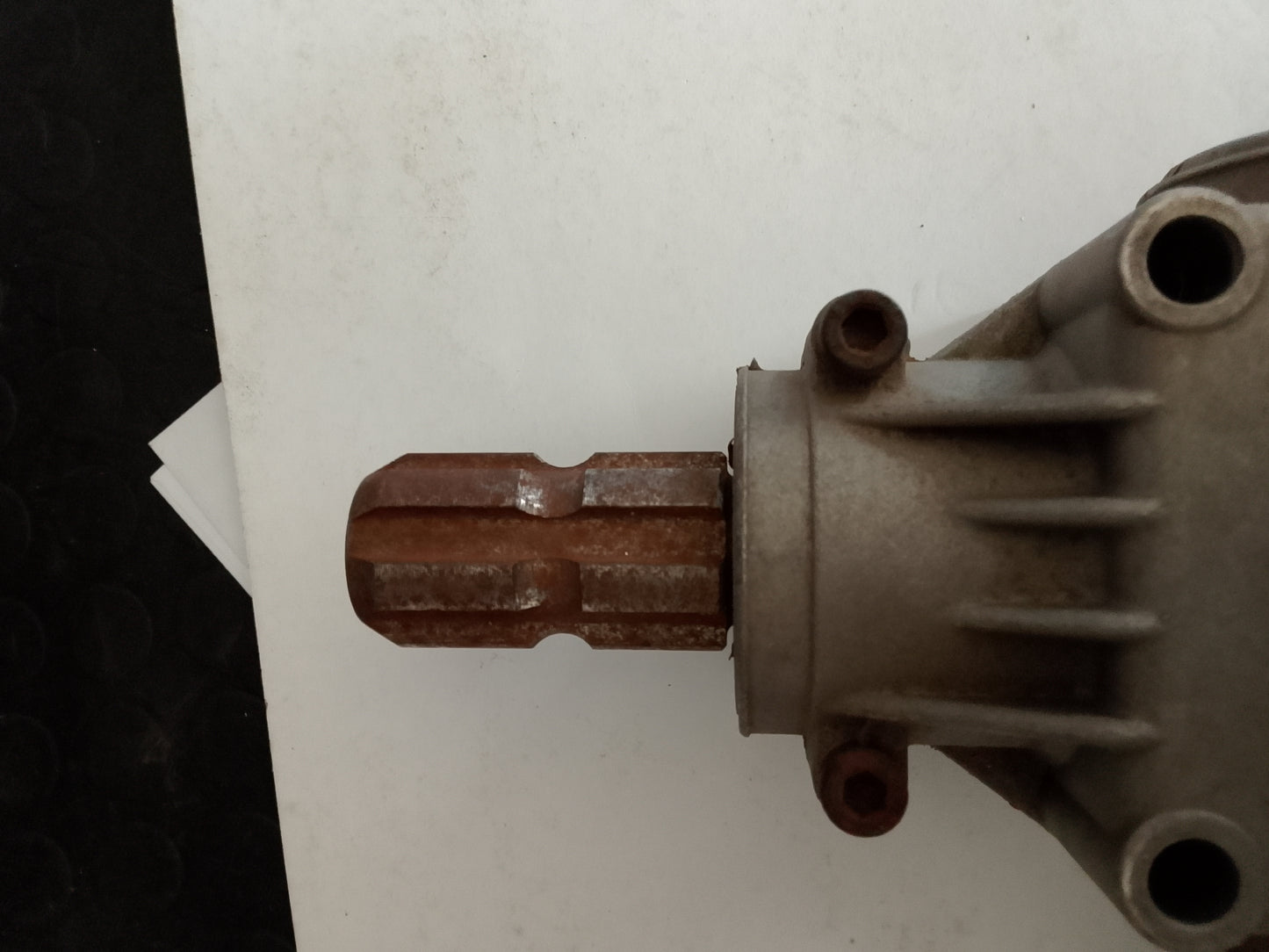 Scatola ingranaggi leggera per spandiconcime