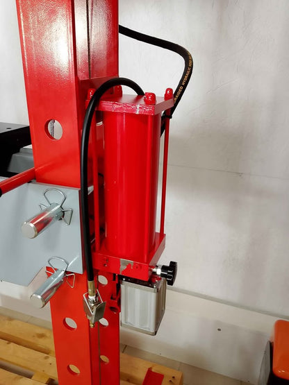 Pressa idraulica da 75 tonnellate