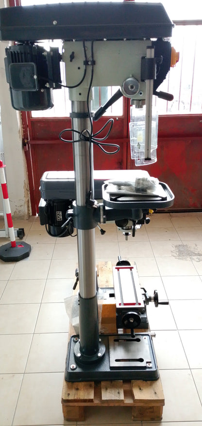 Trapano a colonna Trapano a colonna con trasmissione a cinghia 25mm