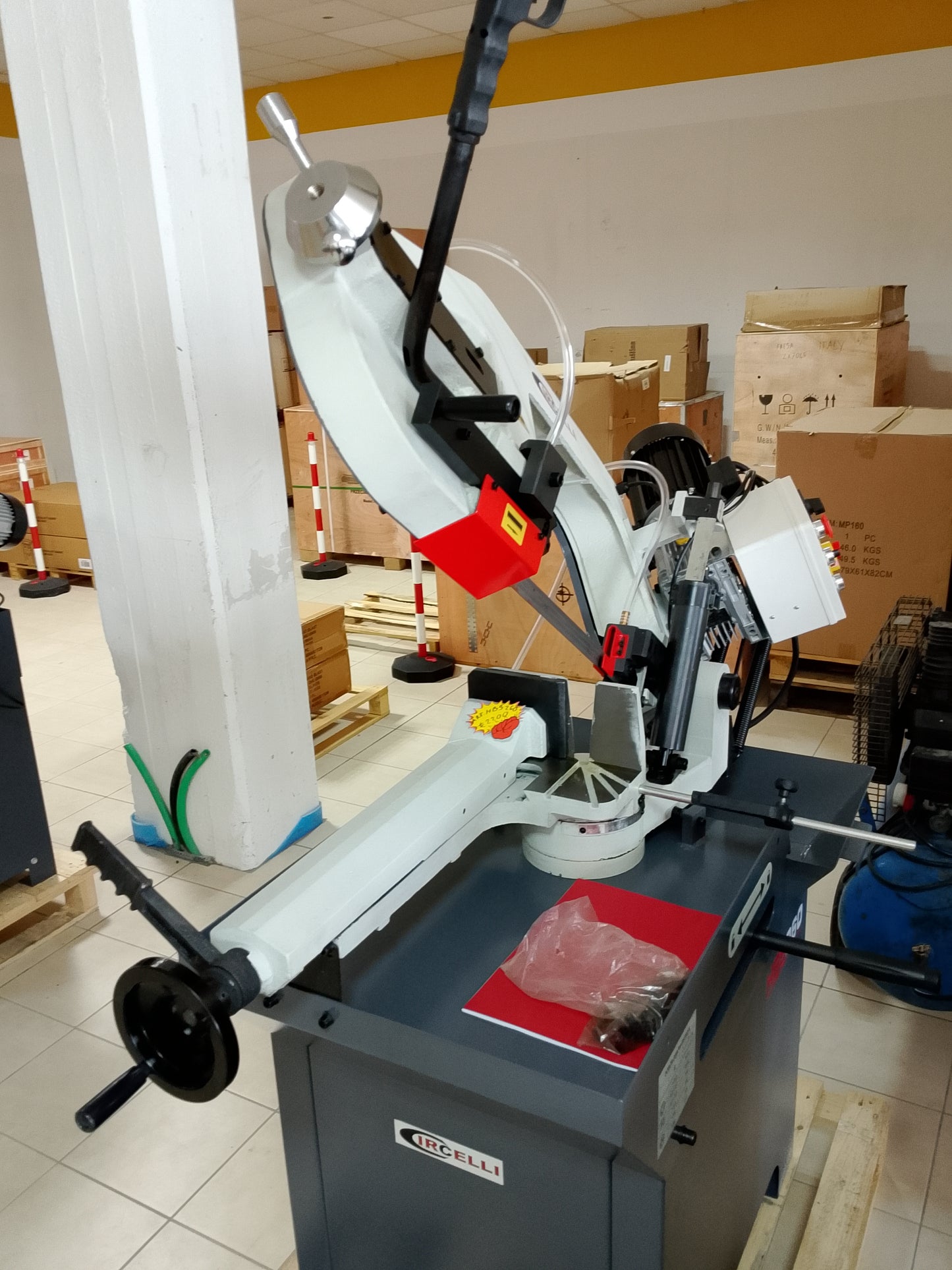 Sega a nastro per ferro taglio 260