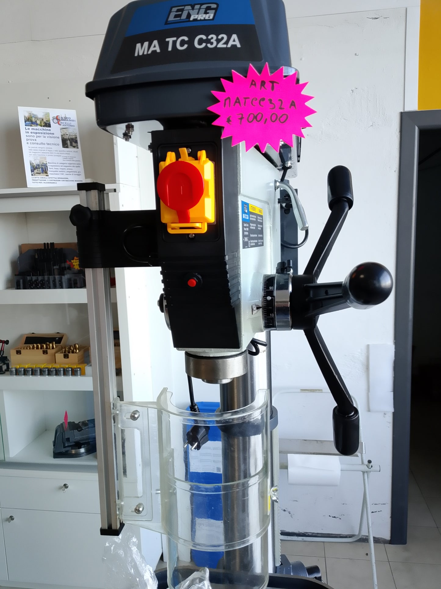 Trapano a colonna con trasmissione a cinghia 32mm